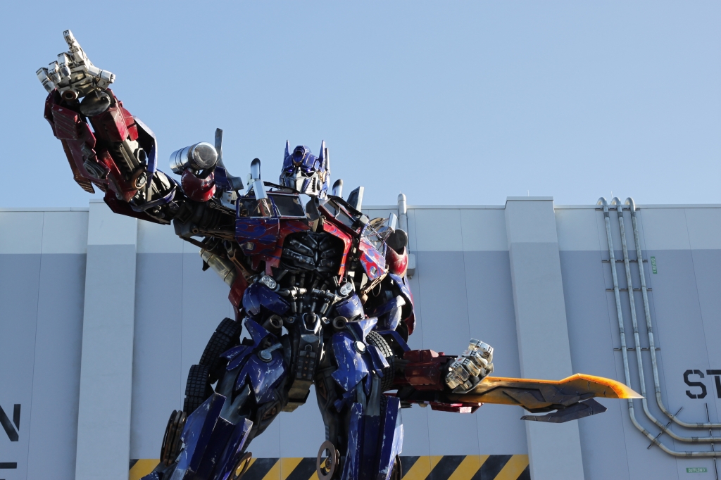 ‘Transformers 5’ Plot, Updates Optimus Prime on Hunt for King Arthur