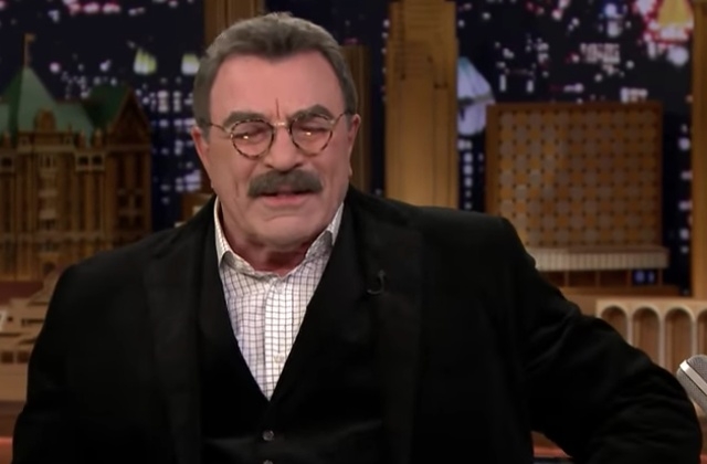 Tom Selleck dined with a $200 bill at a New York restaurant and left a ...