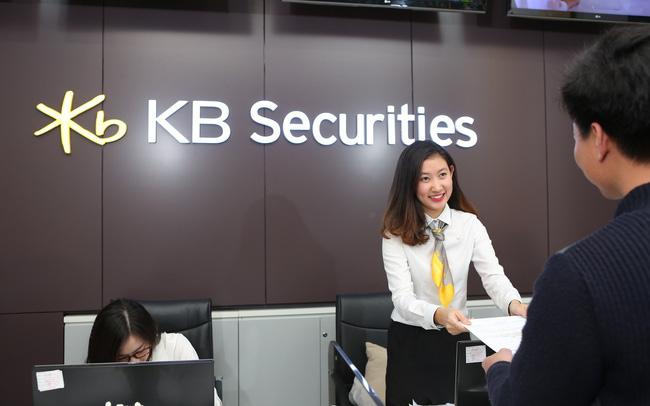 Of all of KB's units, its brokerage subsidiary KB Securities raked in the most with a 221 billion won in net profit. It posted a net loss of 21 billion won in the same period last year.