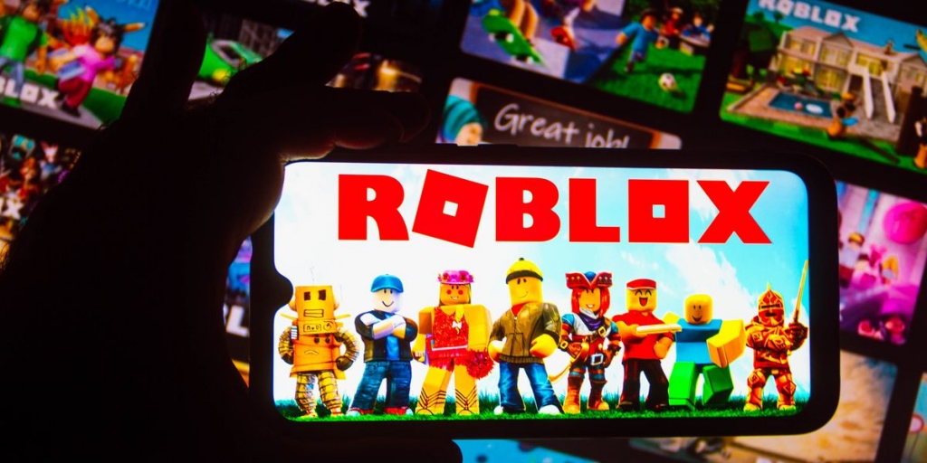 Roblox rebrands as 'experience' creation platform amid Epic Games v. Apple  trial