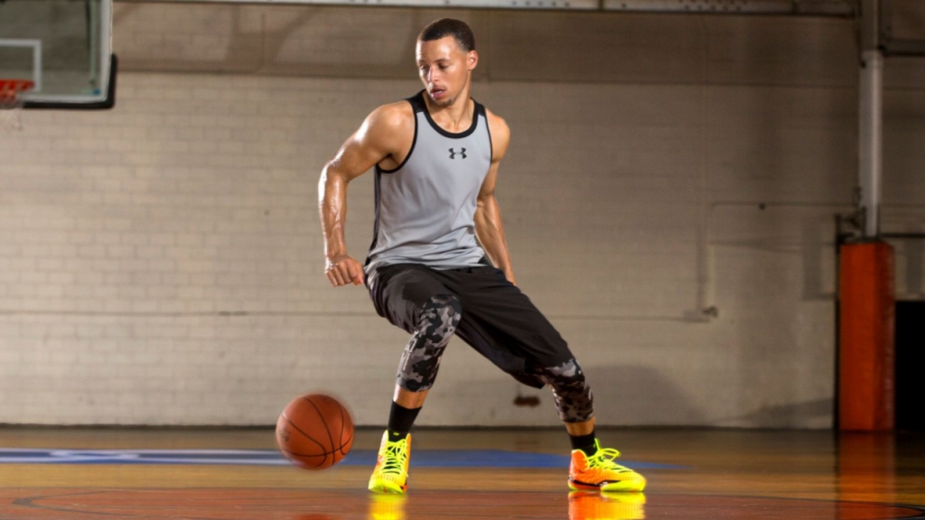 NBA star Steph Curry poised to sign $1 lifetime Under Armour deal - EconoTimes