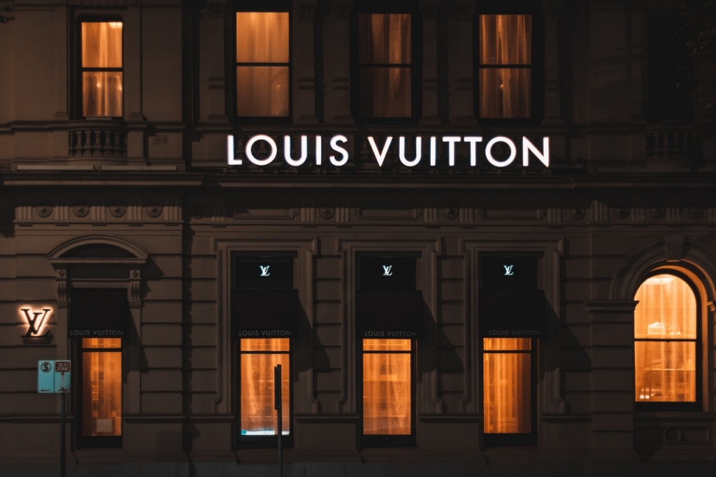 LVMH acquires French manufacturer of fine jewelry, Platinum Invest