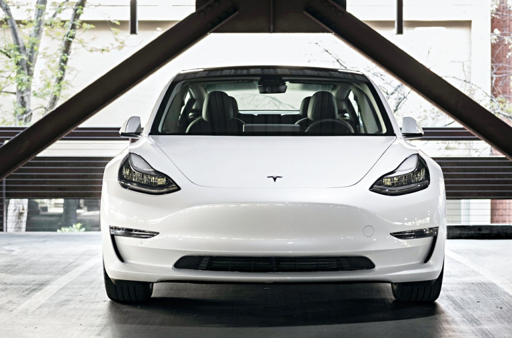 Tesla Slashes Prices On Model 3, Model Y EVs For Japan Market - EconoTimes