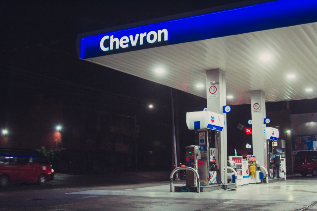 Chevron Announces Executive Shakeup: Elmear Bonner to Succeed Pierre Breber as CFO - Vimarsana News