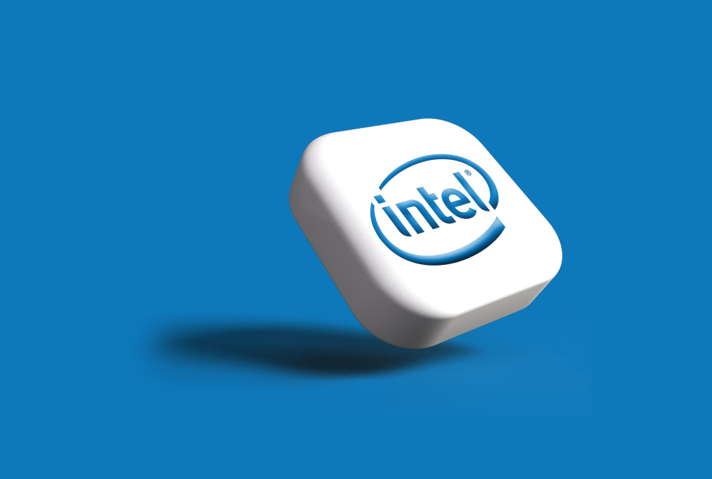 Intel Unveils 'Sierra Forest' Chip: A 240% Boost in Data Center Efficiency - Vimarsana News