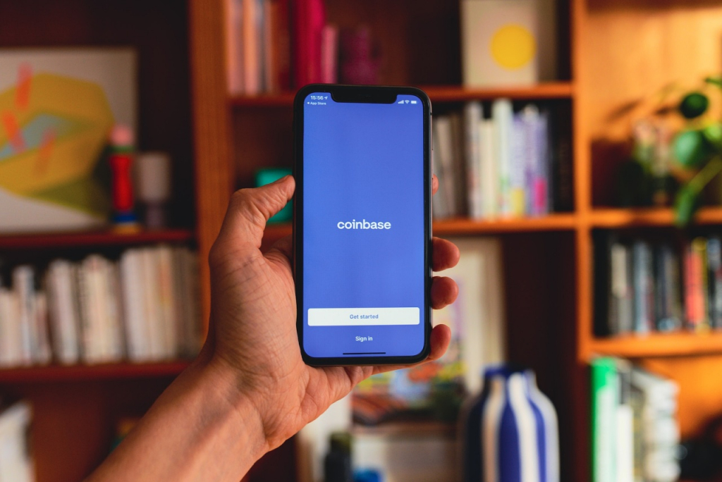 Coinbase Launches Crypto Lending Service for Institutional Investors; Raises $57M - Vimarsana News