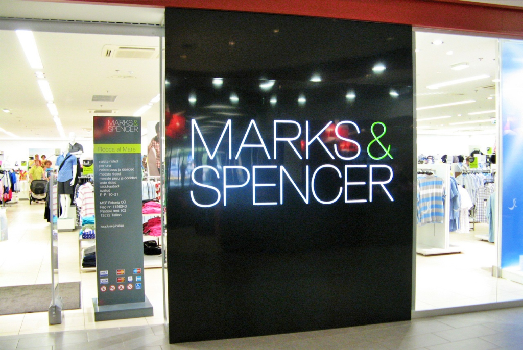 Marks & Spencer to Hire 10,000 Seasonal Workers for Christmas, Up 40