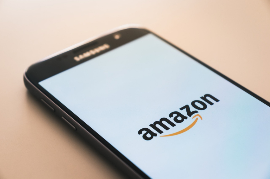Amazon Join Forces with Snap to Sell Its Products on App; Snap's Shares Soar After Deal Announcement - Vimarsana News