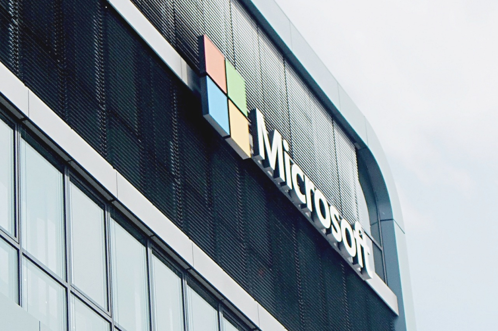 Microsoft Appoints 'Call of Duty' Executive Johanna Faries as New Blizzard Entertainment President - Vimarsana News