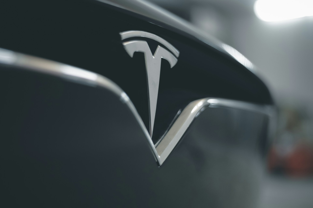 Tesla to Build World's Largest Supercharger Site, Expanding EV Charging Horizon - Vimarsana News