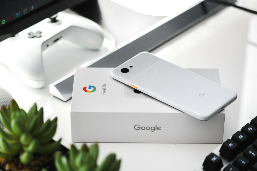 Google Pixel Fold 2 Teases Major Upgrade with Next-Gen Tensor G4 Chipset - Vimarsana News