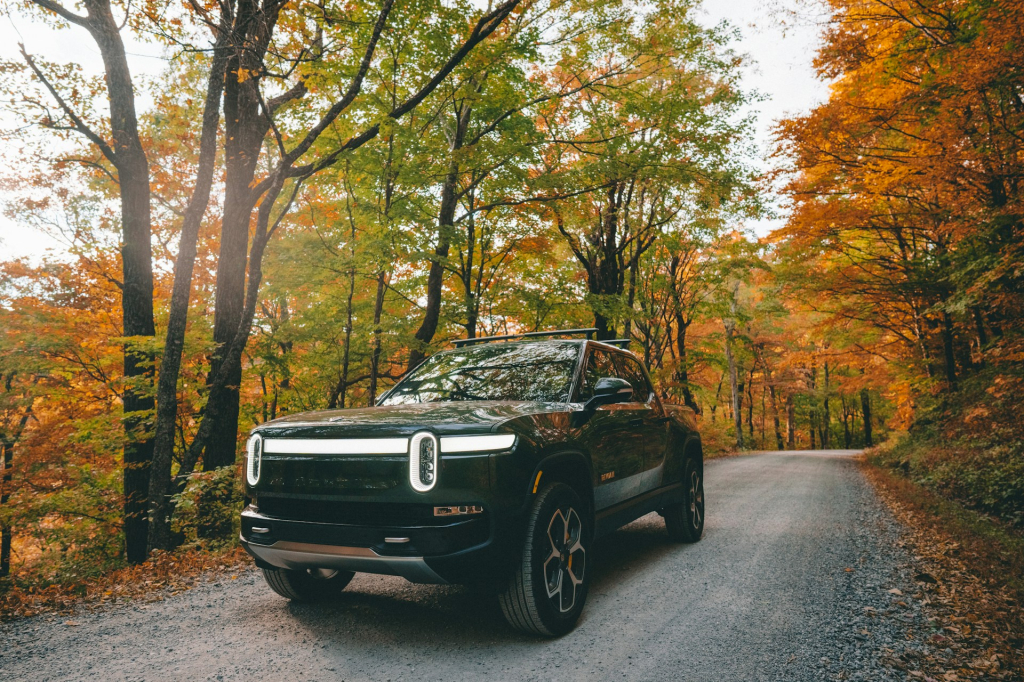 Rivian's Earth Day Special: $5,000 Off for Trading Gas Cars for Electric - Vimarsana News