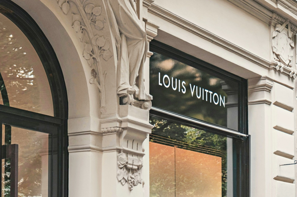 LVMH Adds Bernard Aranault's Sons Frederic and Alexandre Arnault to the Board - Vimarsana News