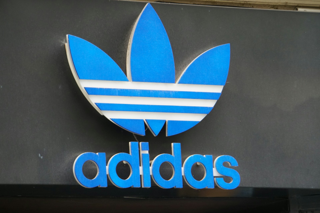 Adidas and Stepn Unveil NFT Sneakers in Trailblazing Web3 Partnership - Vimarsana News