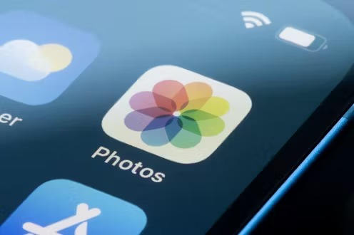 Apple's 2022 decision to exclude Holocaust sites from its Memories feature raised red flags about memory management - Vimarsana News